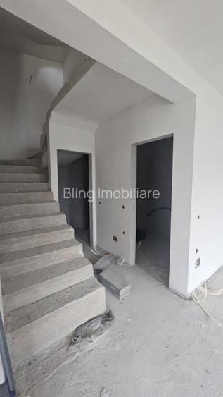 Duplex 6 camere, 150mp utili, 700mp teren, Dambu Rotund - 6