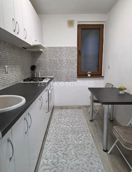 3 camere Piata Chibrit - langa metrou 1 Mai - 5