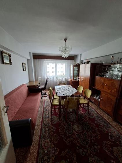 Apartament 4 camere în zona CALEA FLORESTI - 17