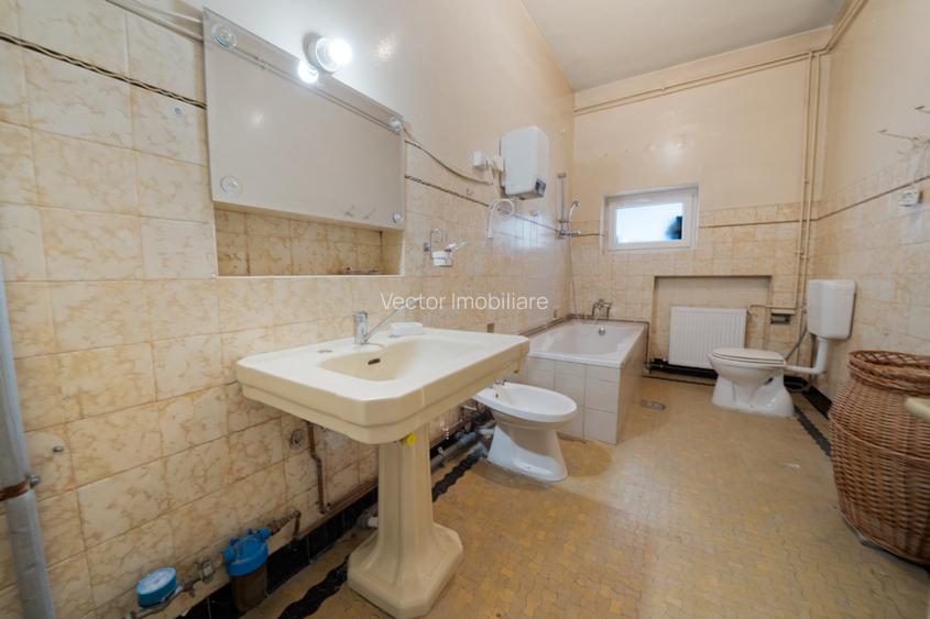 Reședință 173mp*Etaj 2/2 in vilă interbelică*5 camere-3 bai*Credit ipotecar - 11