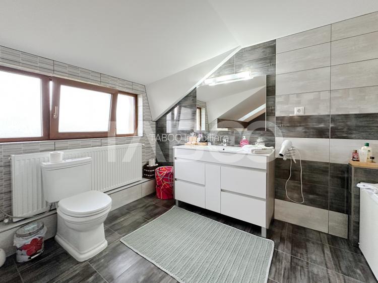 De vanzare casa individuala stil mediteranian curte 704 mp  Borhanci - 22