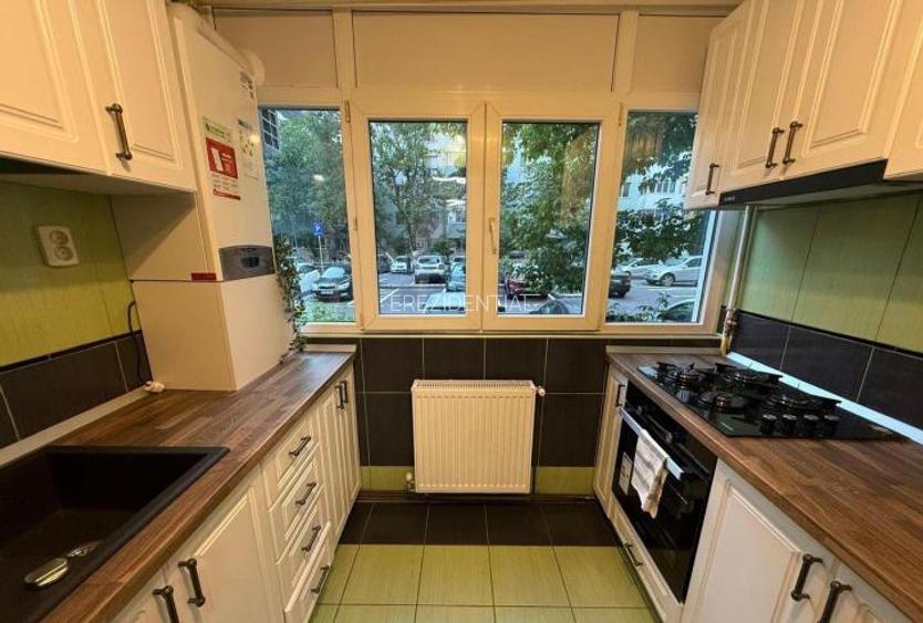 APARTAMENT 4 CAMERE BARCA MOBILAT UTILAT - 9
