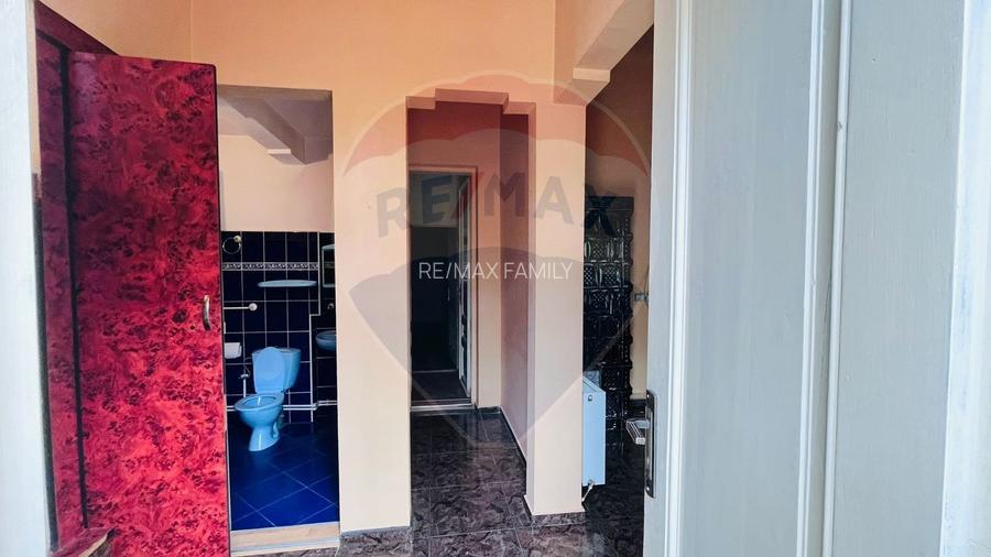 Casă / Vilă cu 3 camere de vânzare în zona Eminescu - 5