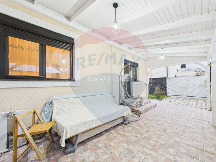 Casă / Vilă cu 5 camere de vânzare în zona Central - 19