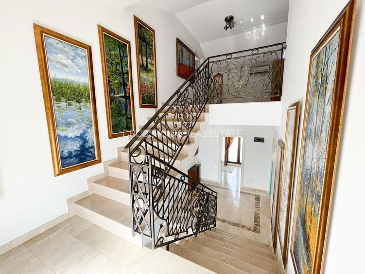 830 mp teren! Intimitate și confort rar întâlnit în oraș - 11