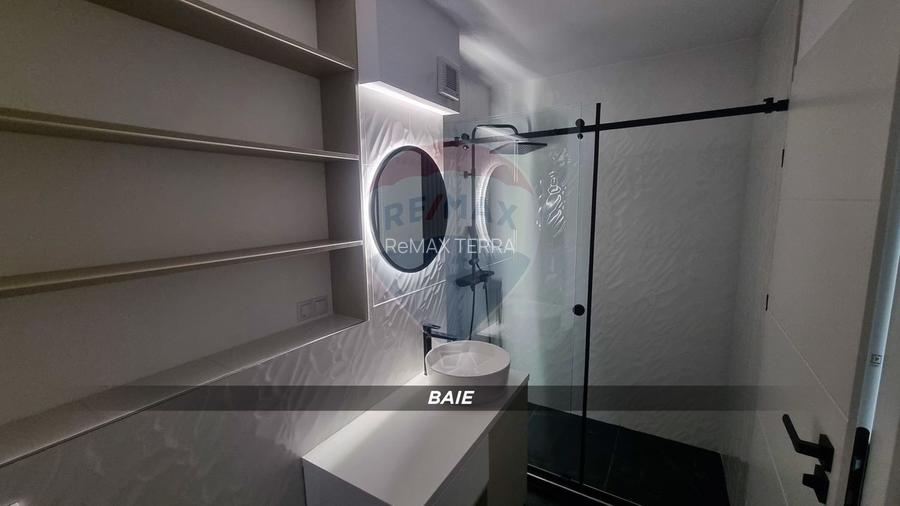 Apartament cu 3 camere tip PENTHOUSE de închiriat în zona PODUL VIILOR - 13