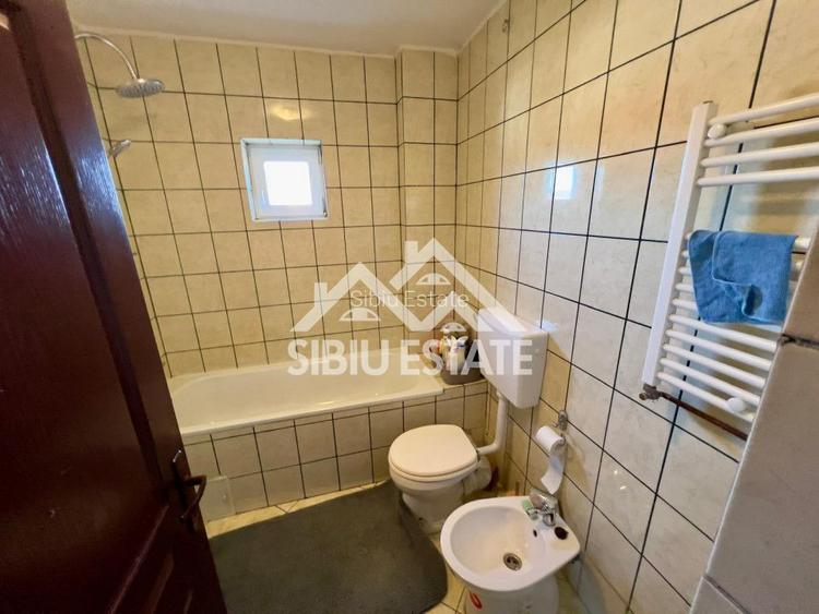 Casa duplex 100 mp utili, la intrare Sura Mare teren 1500 mp teren - 12