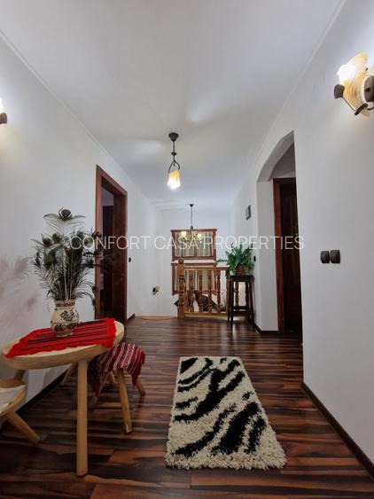 Complex Turistic - 900 mp utili -  teren 3000 mp - Piscina - zona turistica - 24