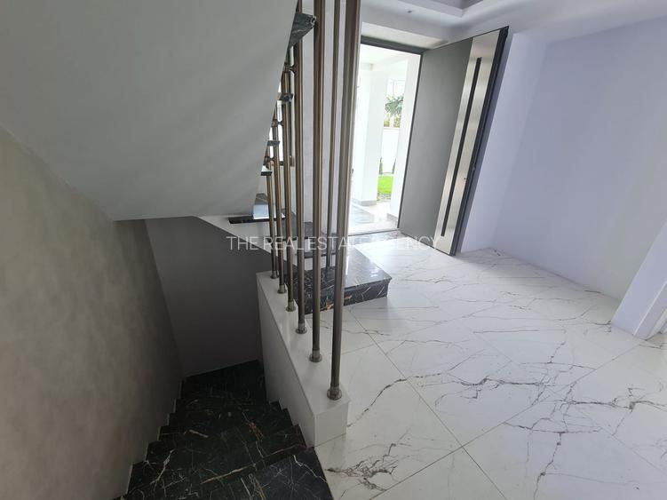 LUX | Casă Individuală | Iancu Nicolae | 10 camere - 11