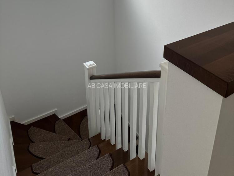 Duplex superb, P+E, 120 mp, 5 camere, 3 băi, bine poziționat, Giroc, comision 0% - 12