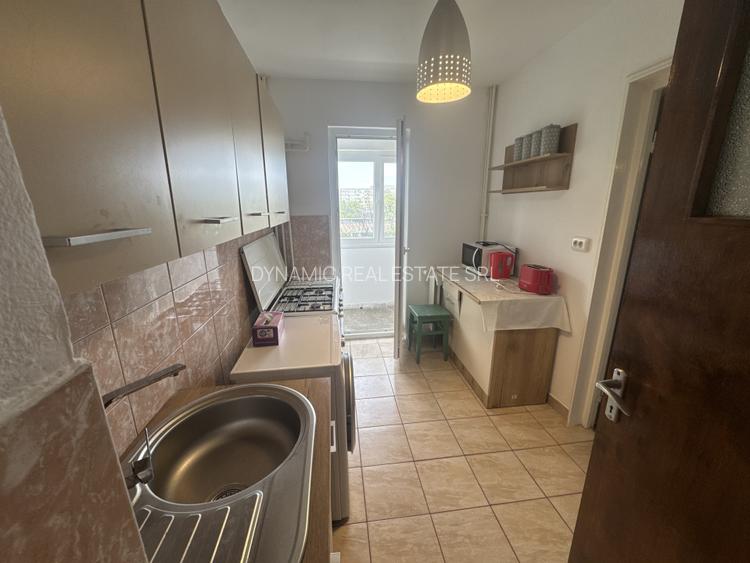 Titan - 2 camere - metrou - zona liniștită - posibilitate parcare - 5