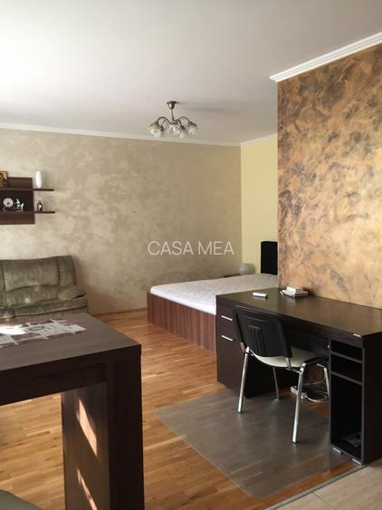 Garsoniera Unirii intersecție Nerva Traian - 12