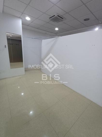 Spațiu Comercial Modern – 25 mp, Etaj 2 - 4