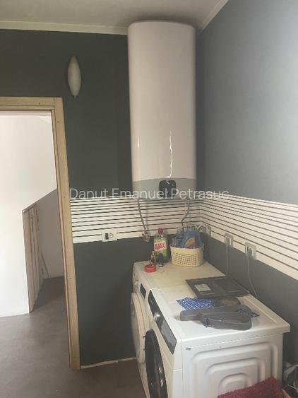 Casă de vânzare de 310 mp în Rădăuți! - 8
