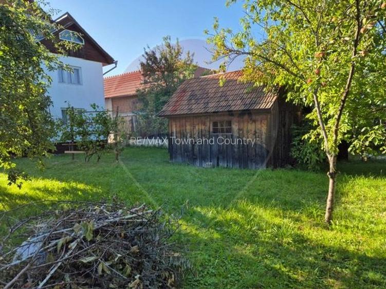 Casă / Vilă cu 6 camere de vânzare - 12