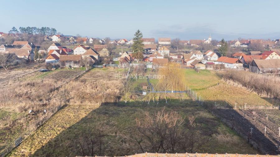 Comision 0%! 2 case Cincu, teren 2134mp, sura & curte libera - 48