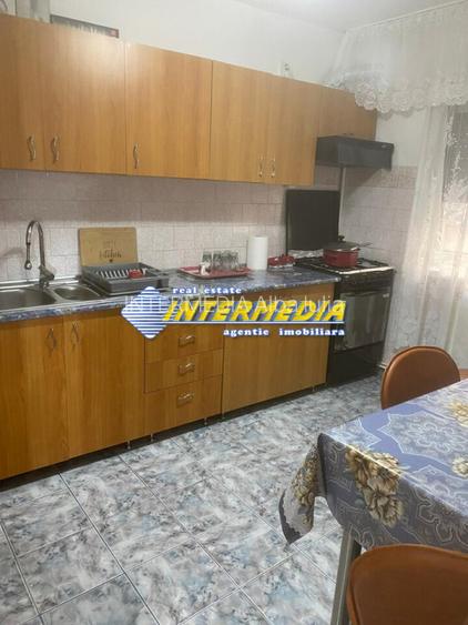 Apartament 3 camere 66 mp decomandat de vanzare Cetate - 3