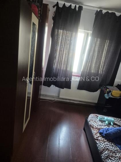 Vand apartament 2 camere, conf 1, Pitesti, Trivale, etaj 1 - 2