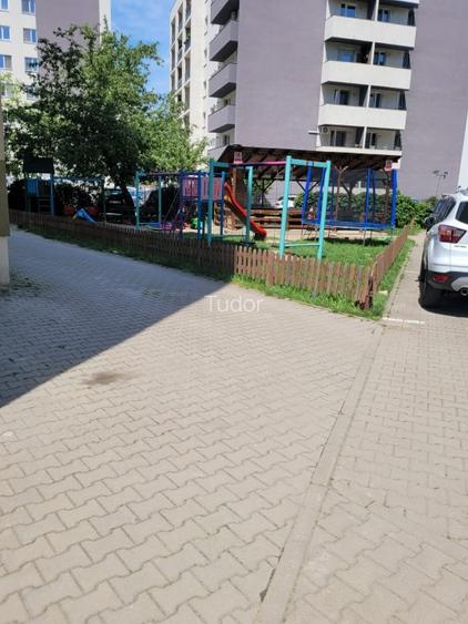 Inchiriez apartament in zona Arex - 2 camere, mobilat, recent renovat. - 9