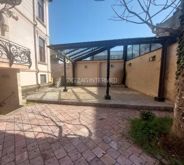 Ultracentral - cladire emblematica D+P+1+M, 430 mp., curte 200  mp. - 4