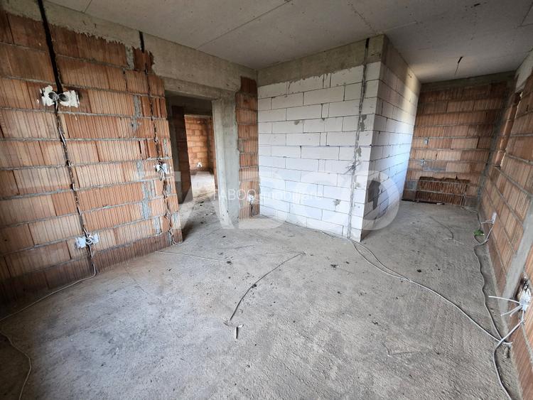 Casa tip duplex de vanzare 120 utili teren 300 mp Sura Mica Sibiu - 7