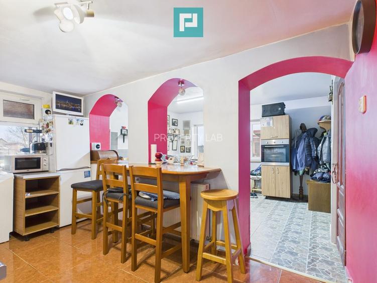 Casă frumoasă la Iratoș la preț bun - 14