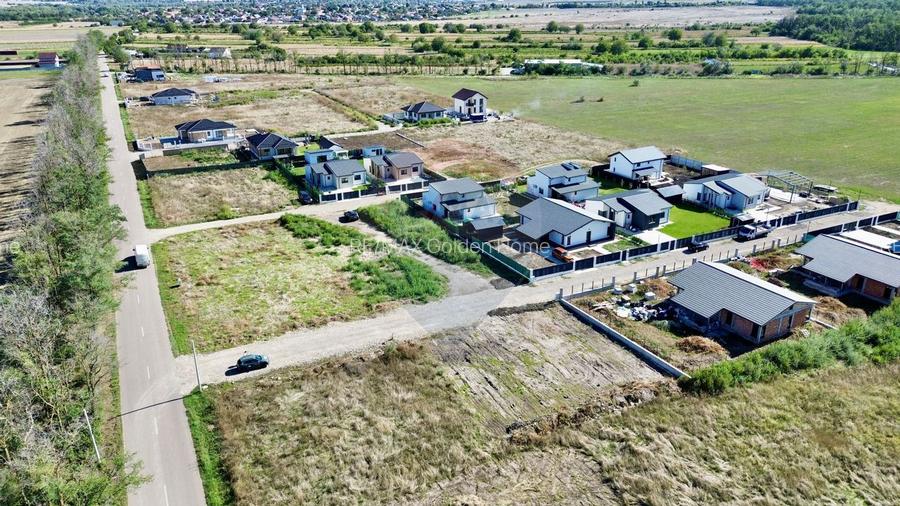 Teren Vanatori / Strada Salciei Cartier Liziera - 5