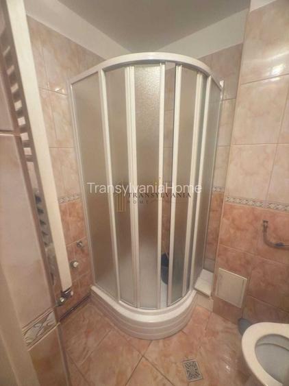 Apartament 4 camere, decomandat - 8