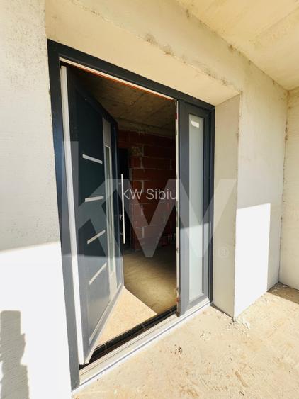 Casa unifamilială mare 5 cam, garaj, curte. Întabulată. Fughiu Oradea - 15