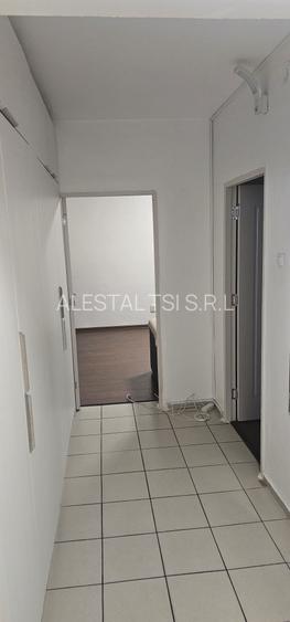 2 camere Titan - 3 minute metrou - 6