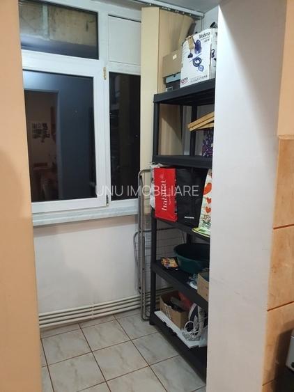 Apartament cu 1 camera - zona Centru Civic  -Tg. Cucu - 5