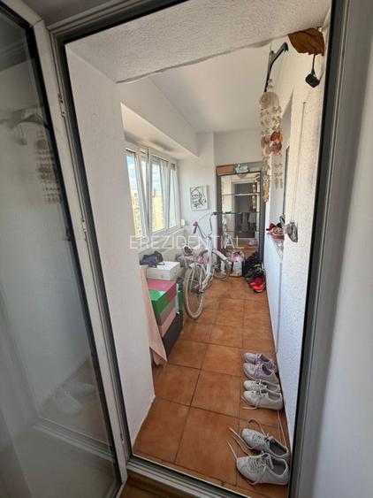 Apartament 3 camere-decomandat-zona Calea Calarasilor - 6