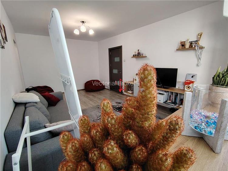 Apartament 2 camere zona Theodor Pallady cu Teava de Gaz pentru Centrala - 12