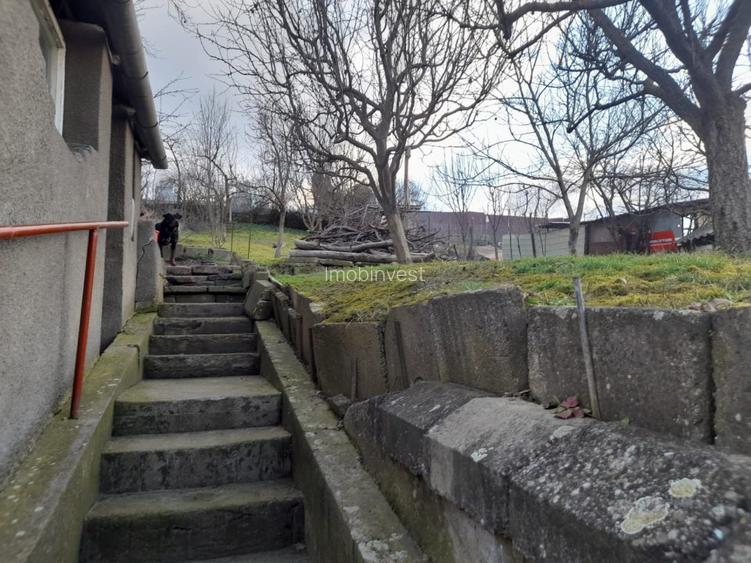 De vanzare casa de locuit cu 3 camere in Mureseni - 3