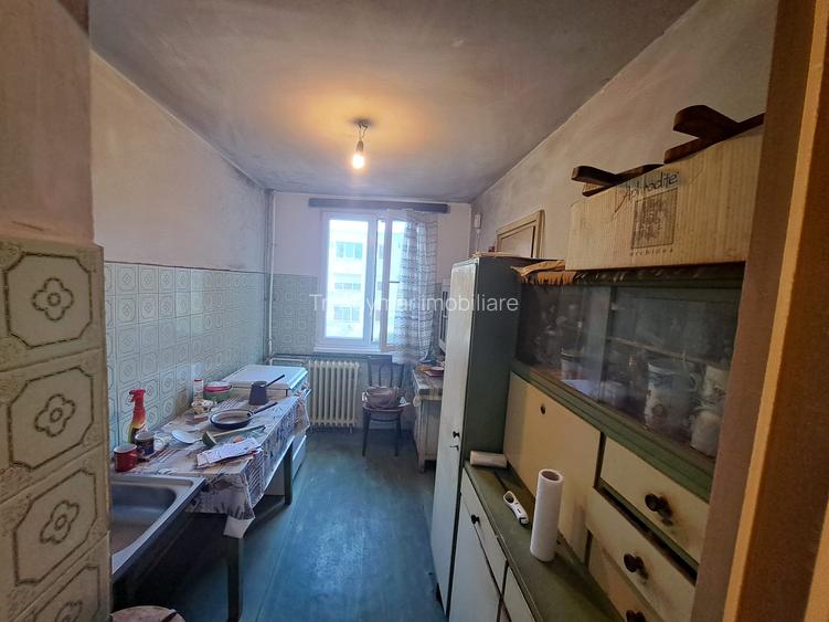 Apartament 3 cam. dec - Drumul Taberei–Valea Ialomiței - etaj 3 - bloc reabitat - 12