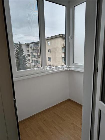 Apartament spatios, decomandat, in cartierul Scriitorilor, Brasov - 19