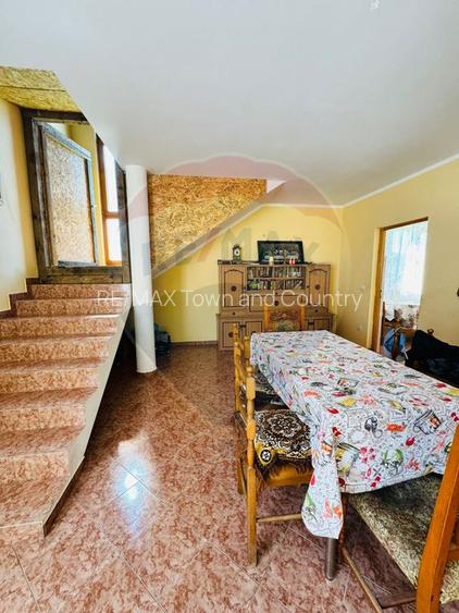 Casă / Vilă cu 5 camere de vânzare - 3