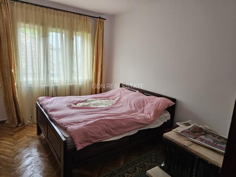 Casa vila cu 10 camere, loc Izbuc, Bihor - 16