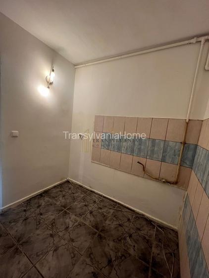 Garsoniera de vanzare, zona centrala - 5