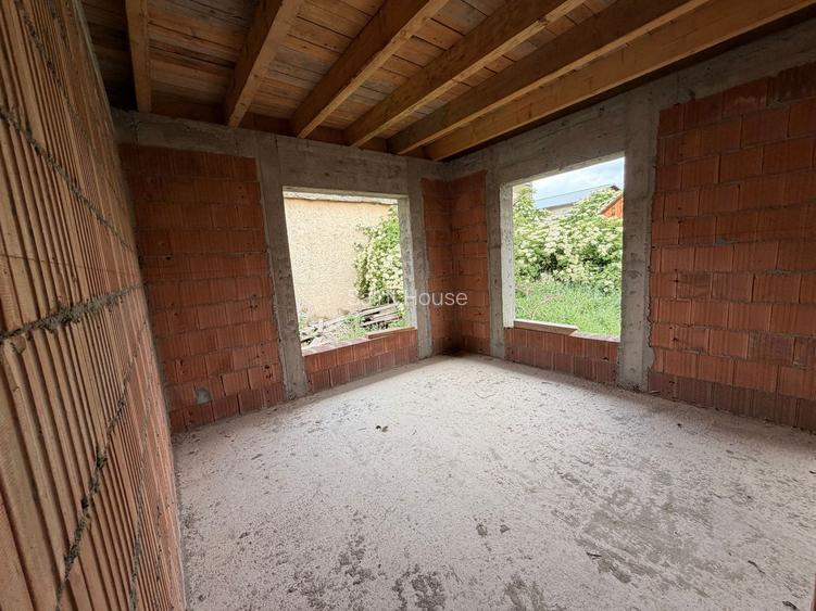 Casă de vânzare 260 mp utili + 1052 mp teren in centrul orasului Covasna - 26