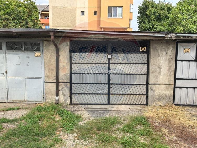 Prima închiriere - Apartament 3 camere + garaj în zona Central - 7