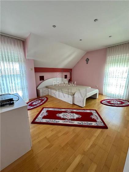 GIROCULUI - CASA INDIVIDUALA - PISCINA  INCALZITA - SAUNA - GARAJ - PANOURI SOLA - 8