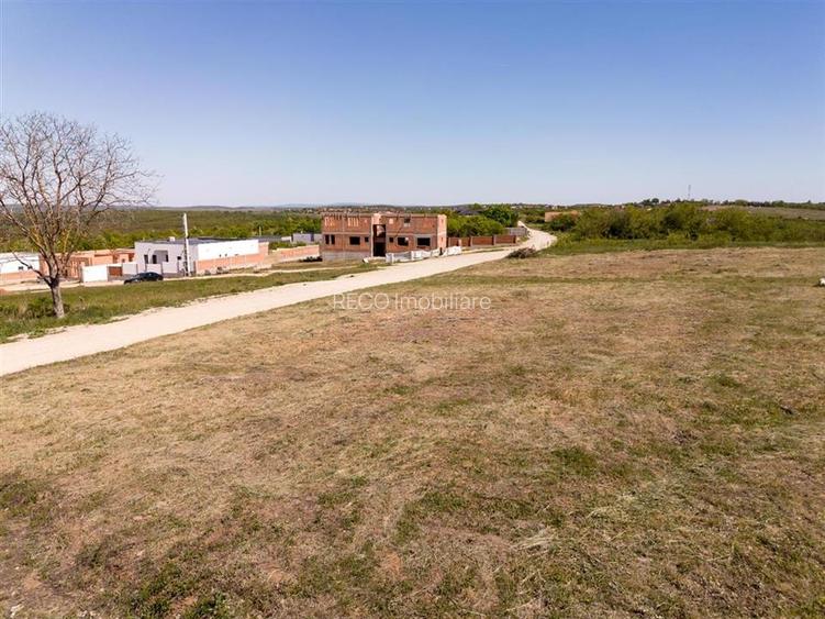 RECO Teren intravilan  cu PUZ aprobat, 1388mp -dealuri Oradea - 2