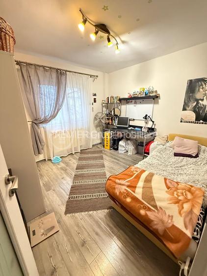 Etaj 2! Apartament 4 camere 2 băi, Tatarasi, decomandat - 8