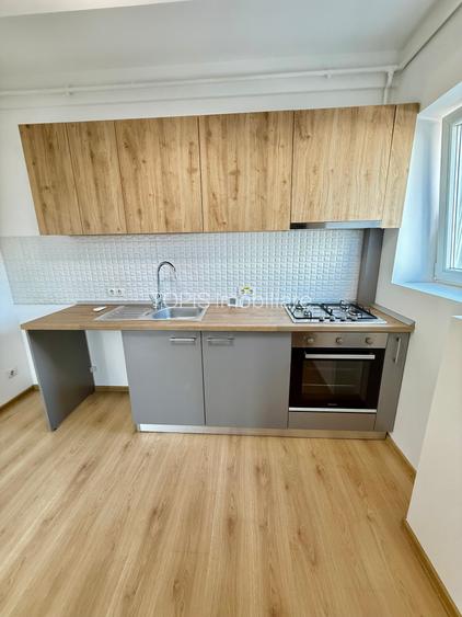 Unirii  - 13 Septembrie / Casa Poporului / Hotel JW Marriott / 4 camere - 6