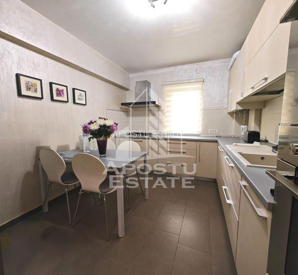 Apartament cu 3 camere si 2 bai, complet renovat, zona Aradului - 2