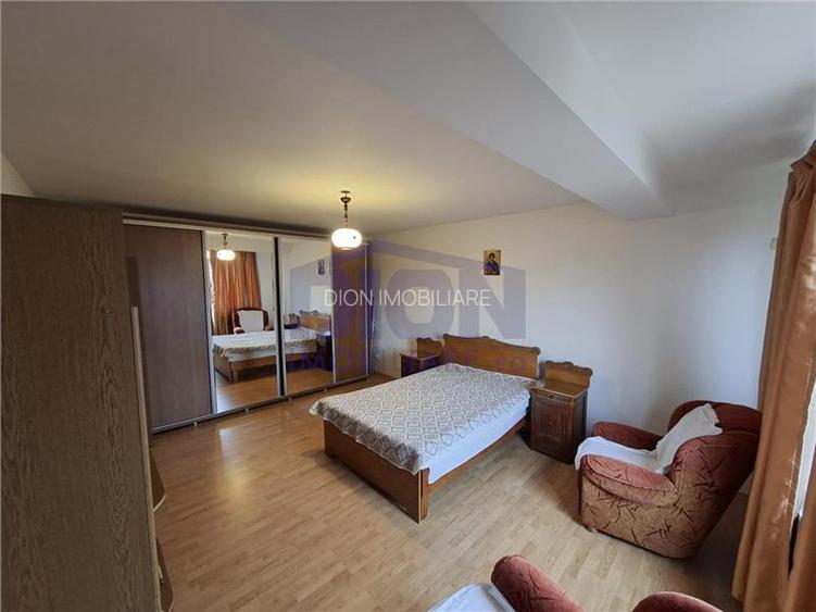 Studio Brancusi,  bloc 2010, centrala - 2