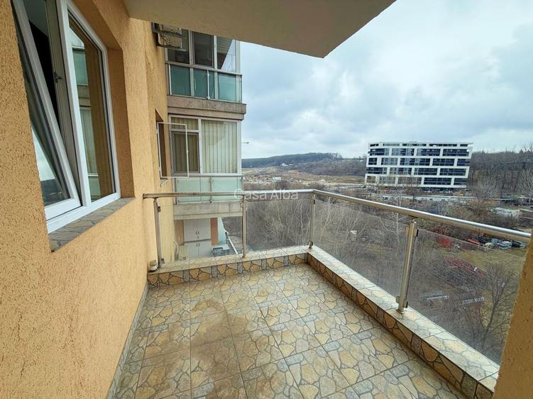 Semicentral, bloc nou 2010, 2 camere mobilat si utilat, terasa, 2 lifturi - 9