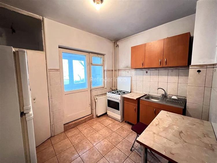 Inchiriere apartament 2 camere etaju 1 Rahova - Margeanului - 5