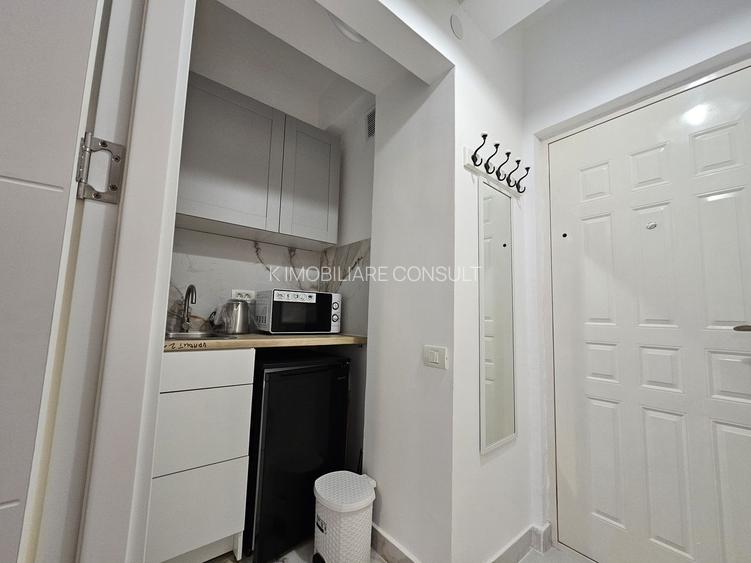 Piata ROMANA- Coloane - 2